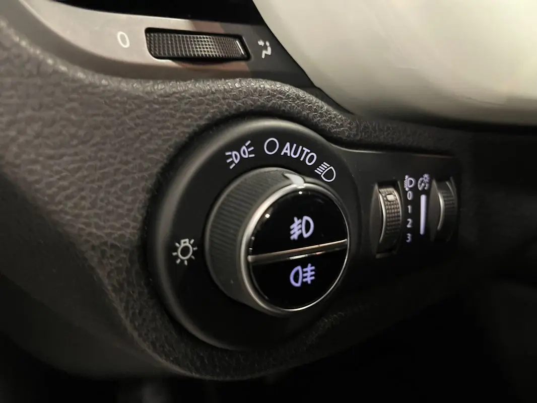 Fiat 500X 1.6 MJ Lounge S&S 31