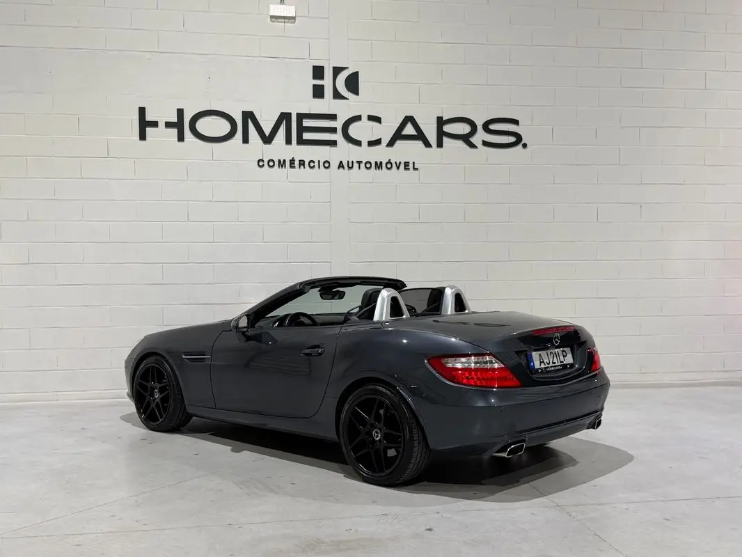 Mercedes-Benz SLK 200 (BlueEFFICIENCY) 8