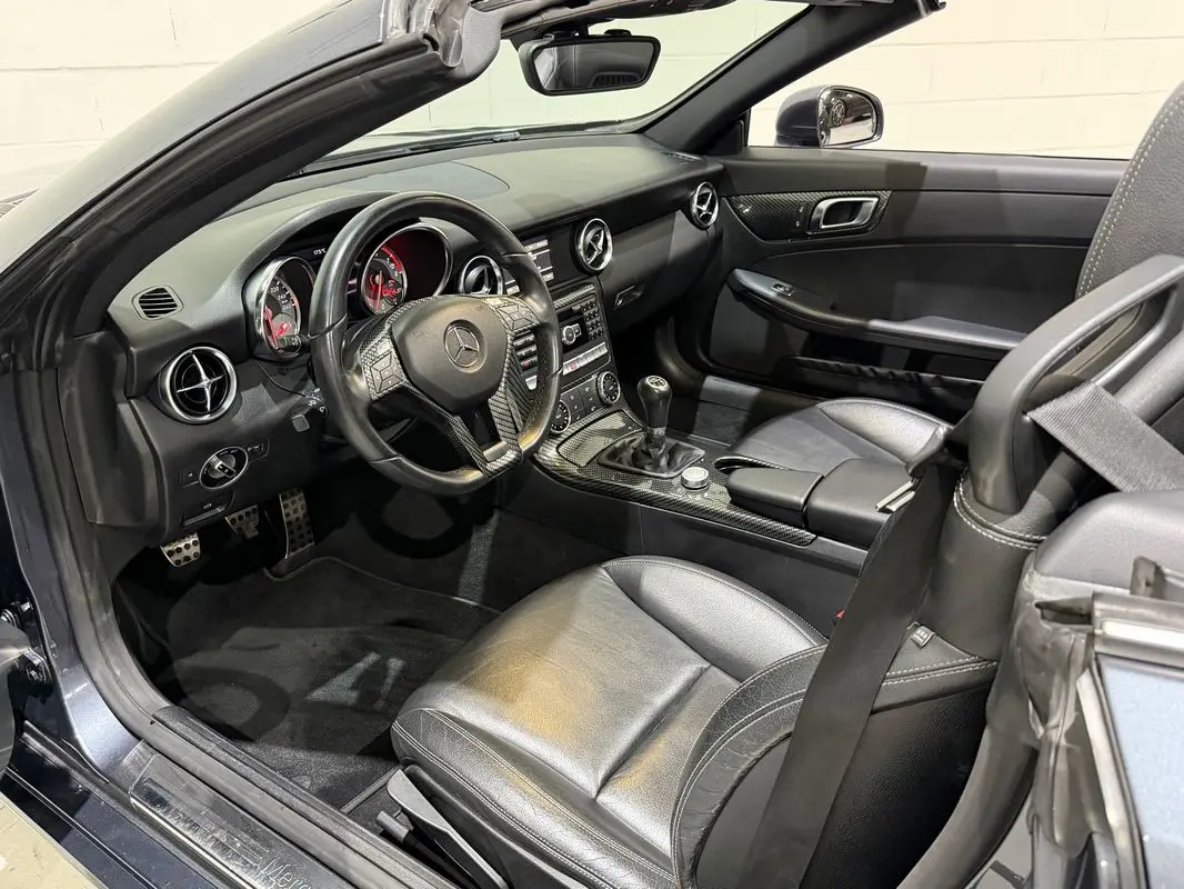 Mercedes-Benz SLK 200 (BlueEFFICIENCY) 21