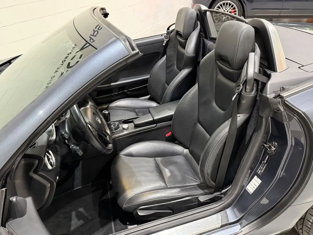 Mercedes-Benz SLK 200 (BlueEFFICIENCY) 23