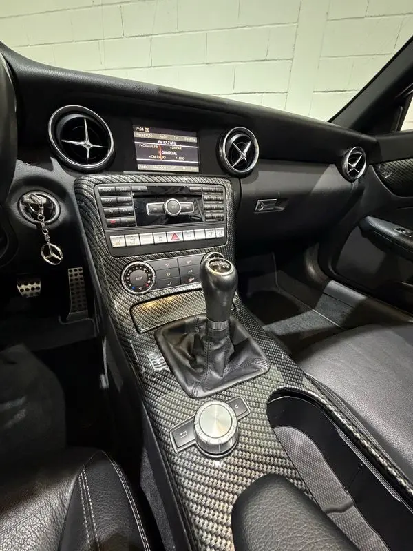 Mercedes-Benz SLK 200 (BlueEFFICIENCY) 26