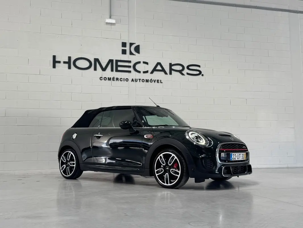 MINI Cabrio John Cooper Works 9