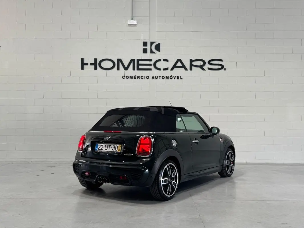 MINI Cabrio John Cooper Works 13
