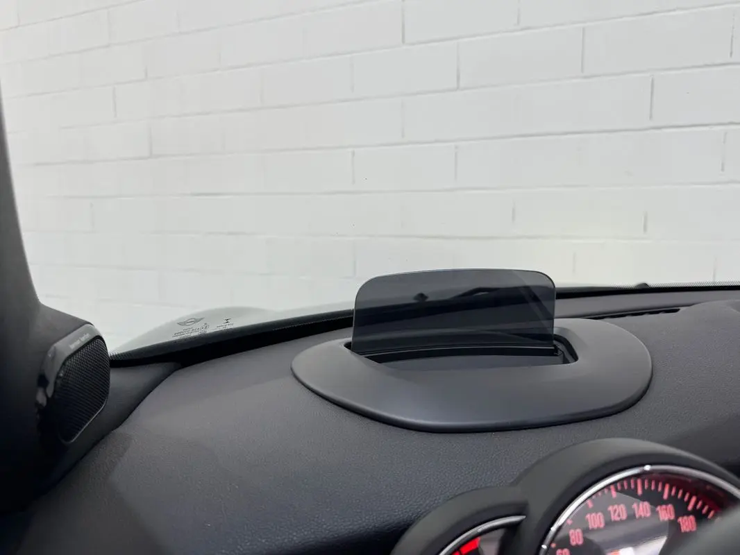 MINI Cabrio John Cooper Works 33