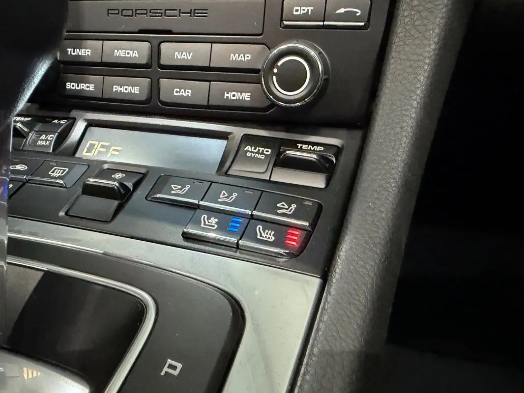 Porsche 718 Boxster Style Edition PDK 30