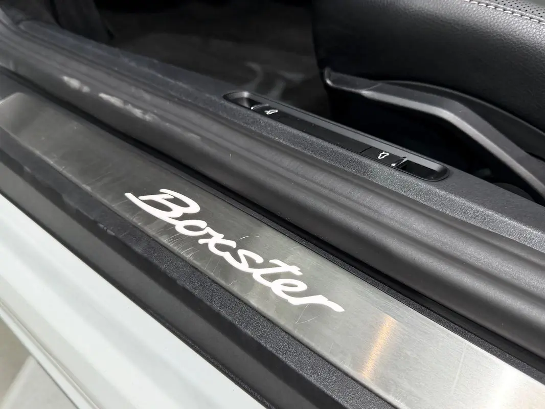 Porsche 718 Boxster Style Edition PDK 35