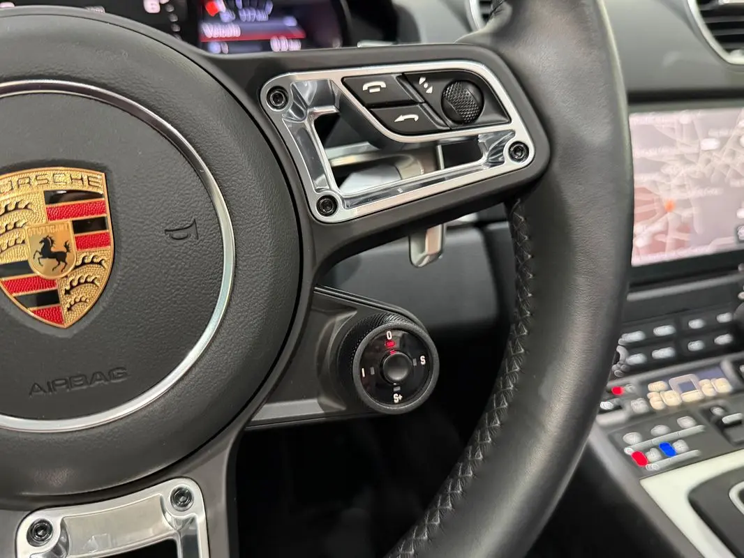 Porsche 718 Boxster Style Edition PDK 52