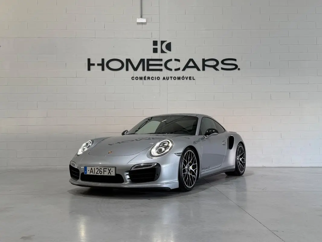 Porsche 911 (991) Turbo S 8