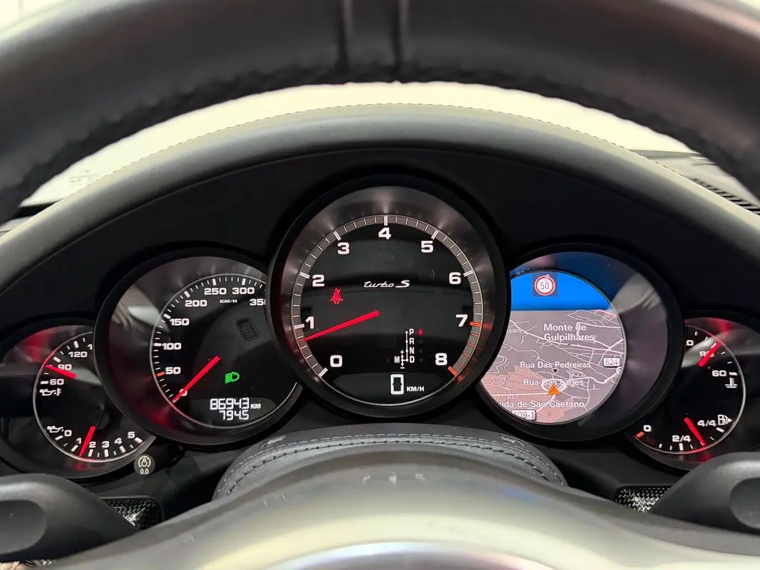 Porsche 911 (991) Turbo S 15