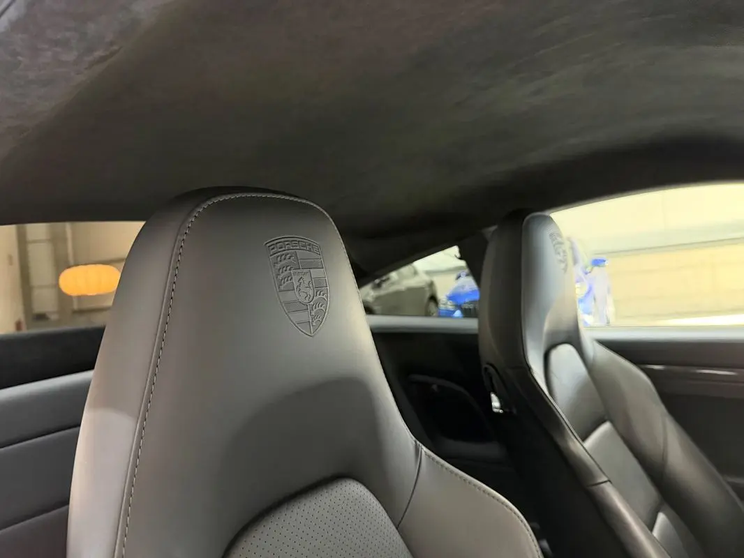 Porsche 911 (991) Turbo S 35