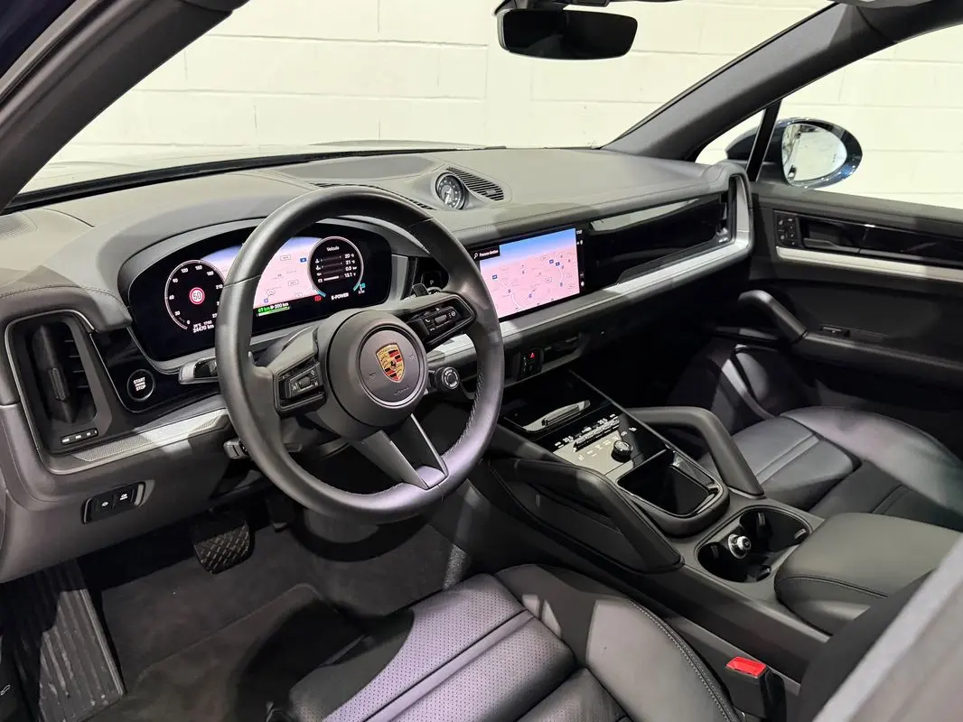 Porsche Cayenne E-Hybrid 5