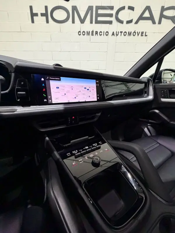 Porsche Cayenne E-Hybrid 28