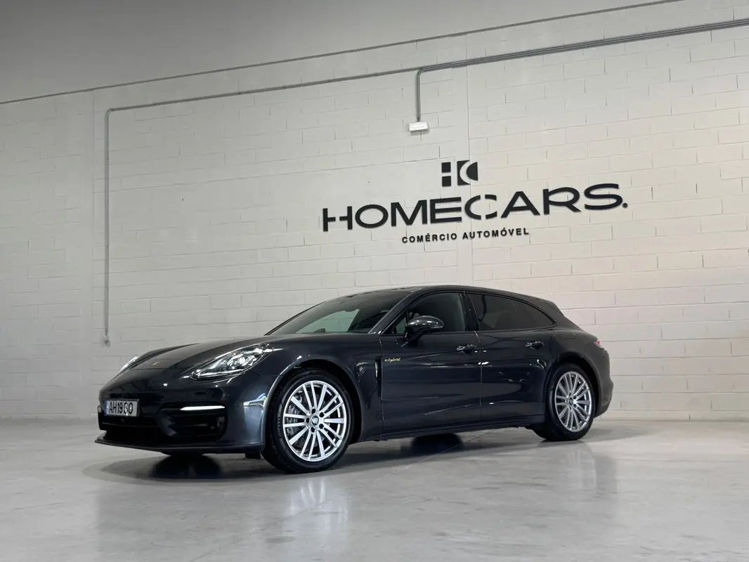 Porsche Panamera Sport Turismo 4 E-Hybrid 19