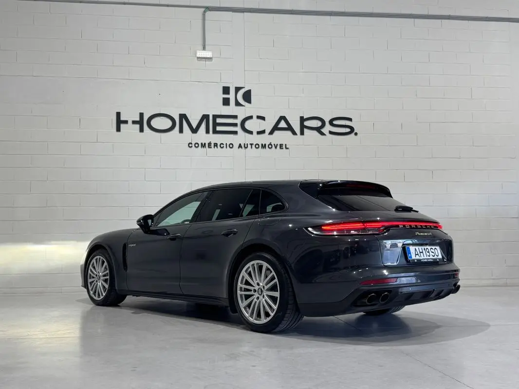 Porsche Panamera Sport Turismo 4 E-Hybrid 20