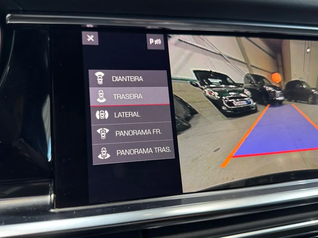 Porsche Panamera Sport Turismo 4 E-Hybrid 24