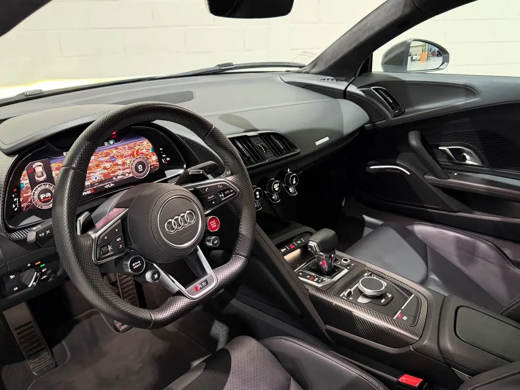 Audi R8 Coupé 5.2 FSI V10 Plus S tronic 5