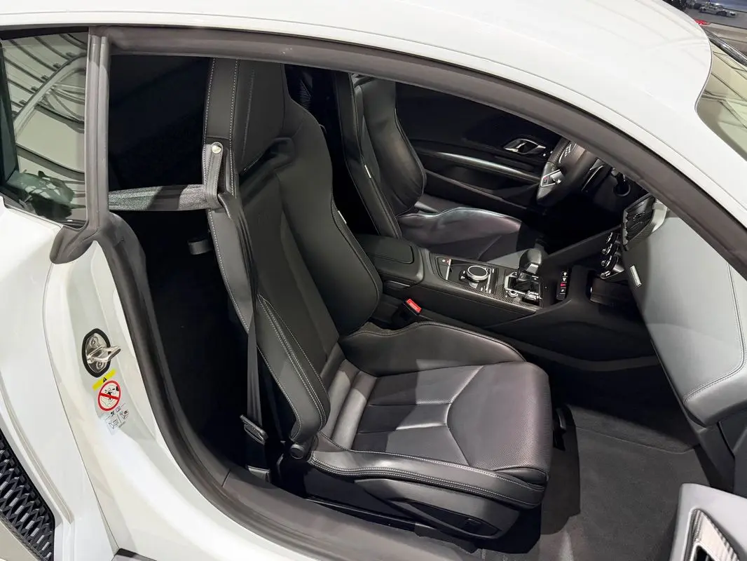 Audi R8 Coupé 5.2 FSI V10 Plus S tronic 16