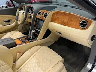 Bentley Continental GTC V8 23