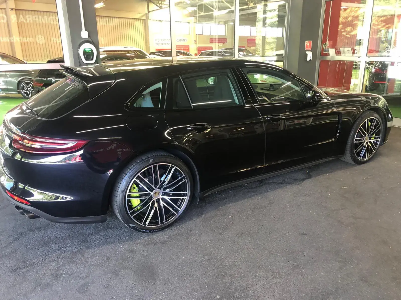 Porsche Panamera Sport Turismo Turbo S E-Hybrid 4