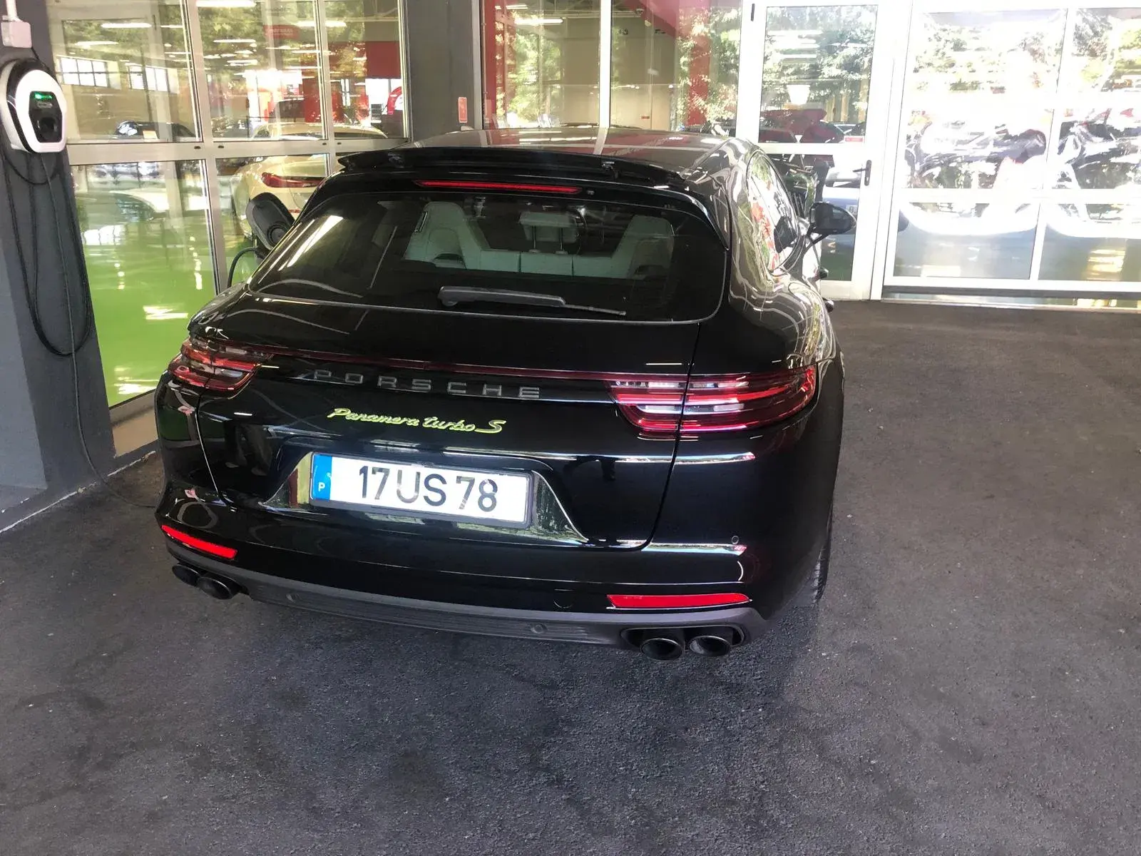 Porsche Panamera Sport Turismo Turbo S E-Hybrid 5