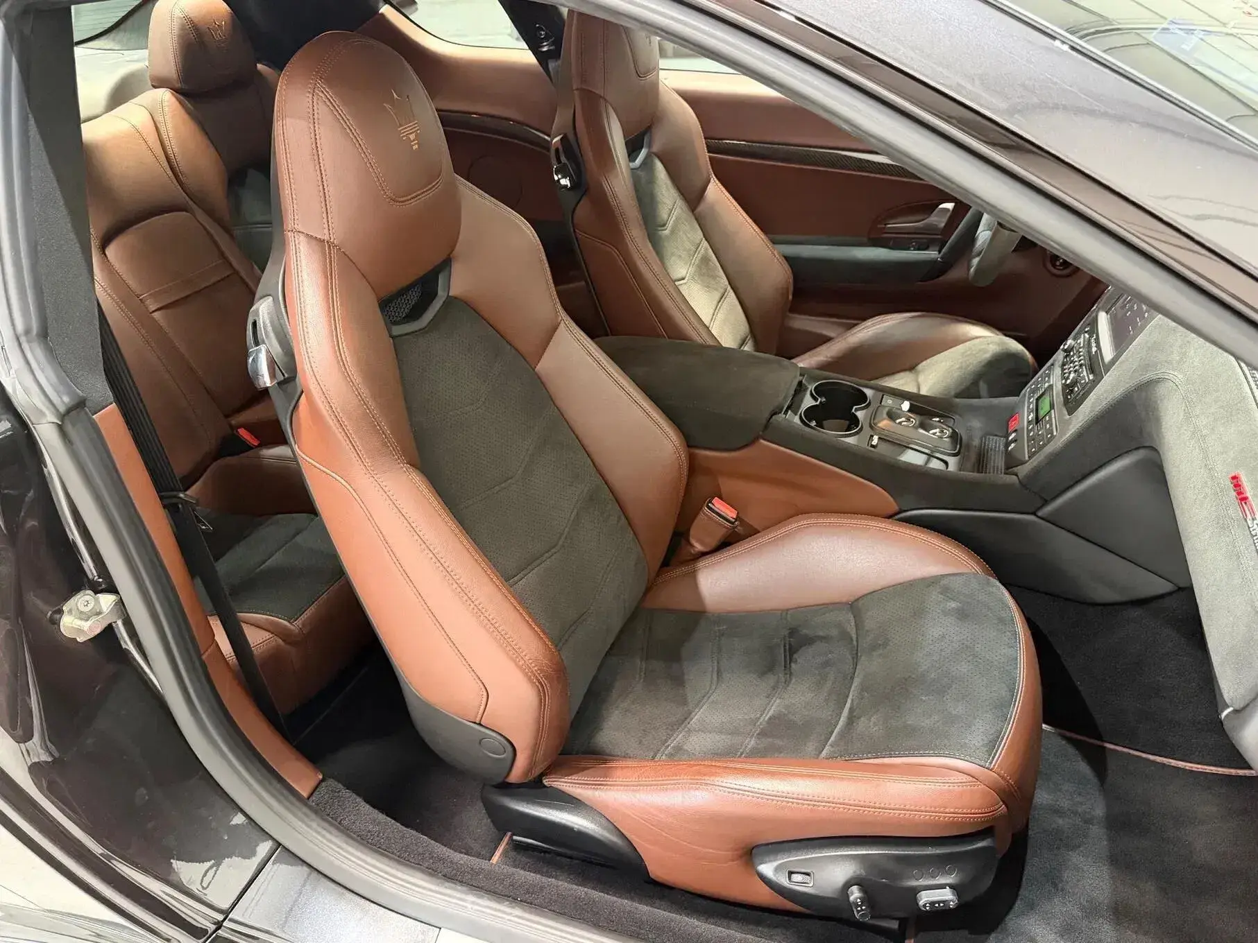 Maserati Granturismo 4.7 V8 Sport MC Stradale 22