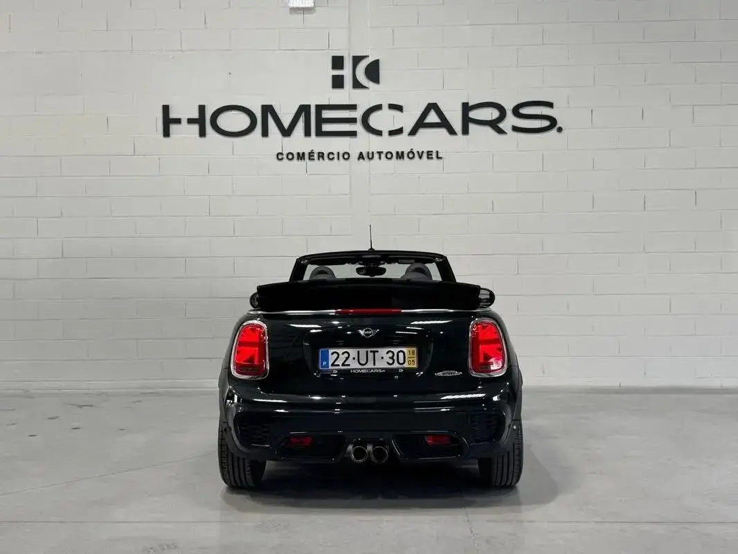 MINI Cabrio John Cooper Works 11