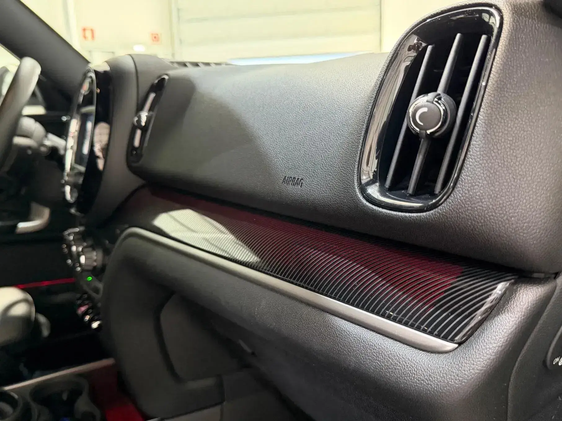 MINI Countryman Cooper D Yours Auto 28