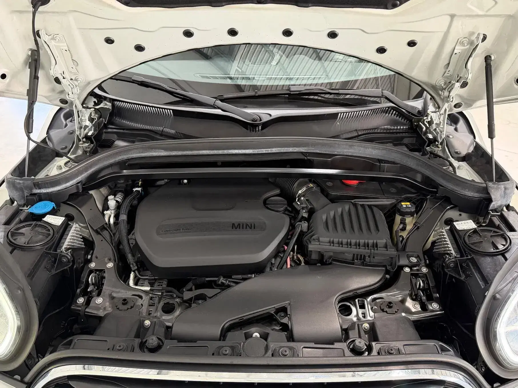 MINI Countryman Cooper D Yours Auto 33
