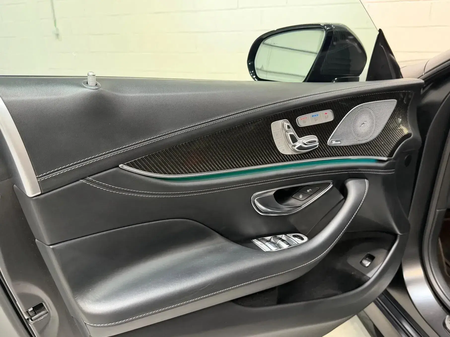 Mercedes-Benz AMG GT 63 S 4Matic+ 18
