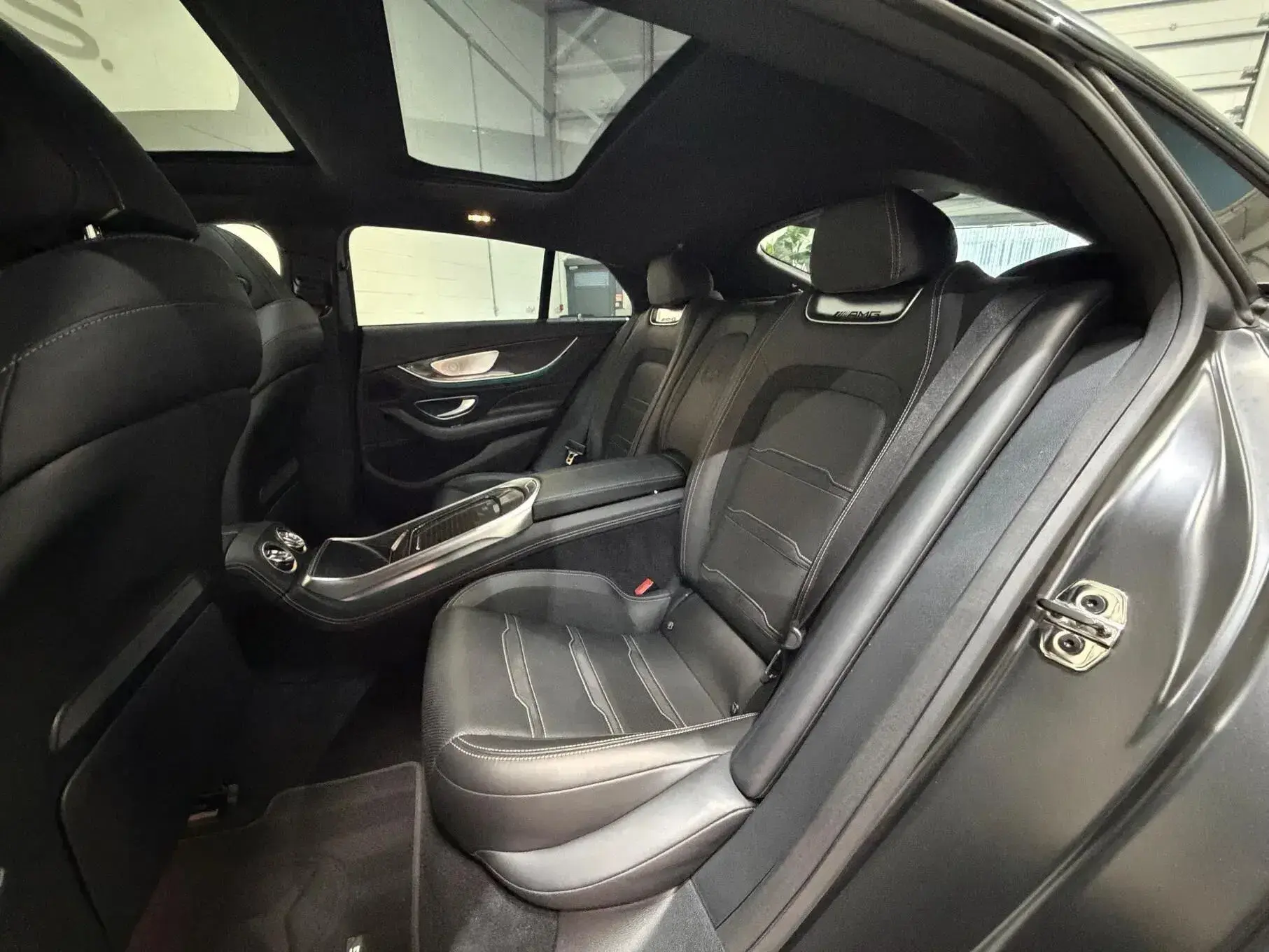 Mercedes-Benz AMG GT 63 S 4Matic+ 24