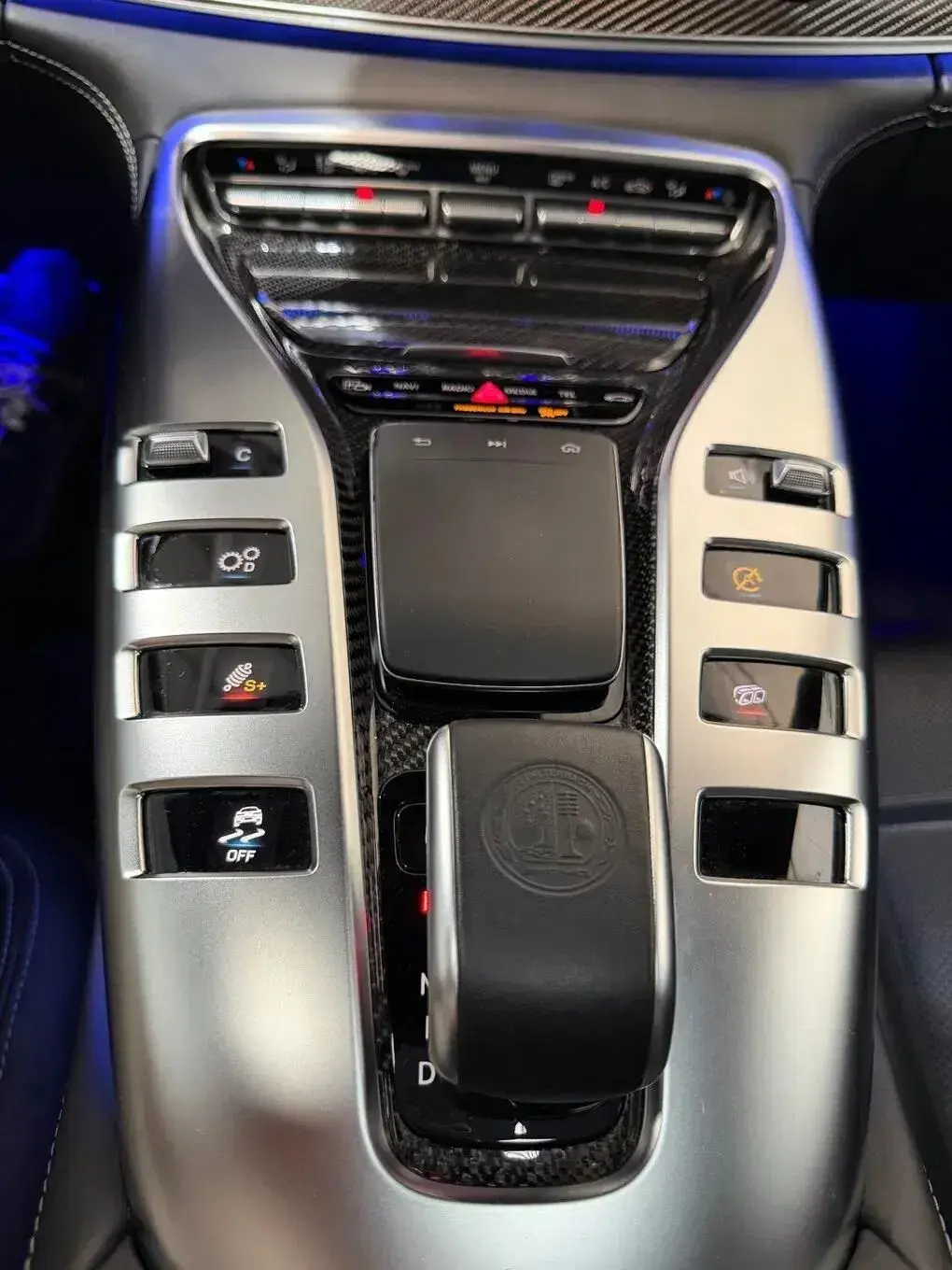 Mercedes-Benz AMG GT 63 S 4Matic+ 41