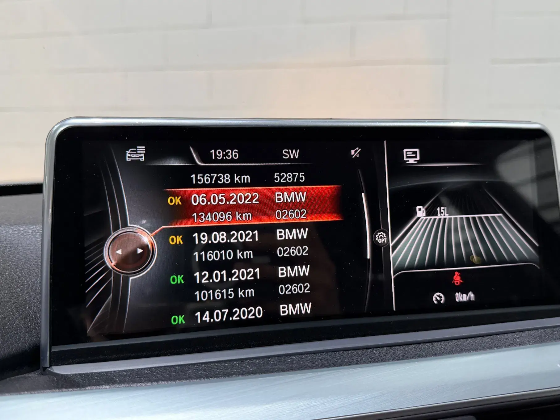BMW 318 d Line Sport 4