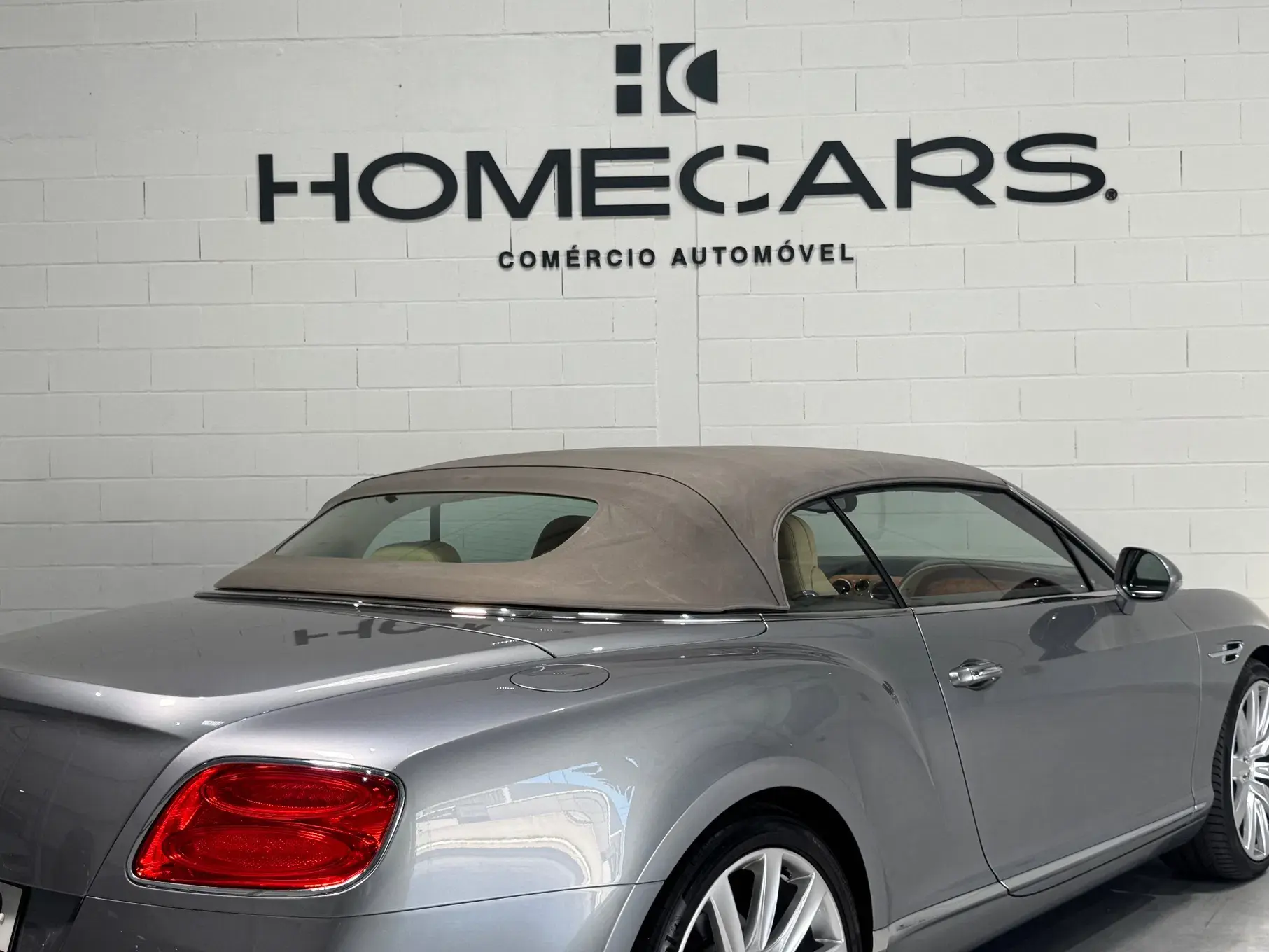 Bentley Continental Cabrio GT V8 Convertible 10