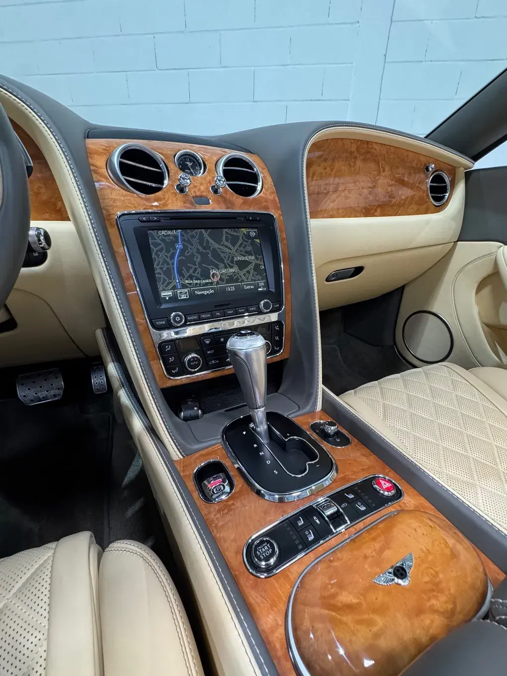 Bentley Continental Cabrio GT V8 Convertible 21