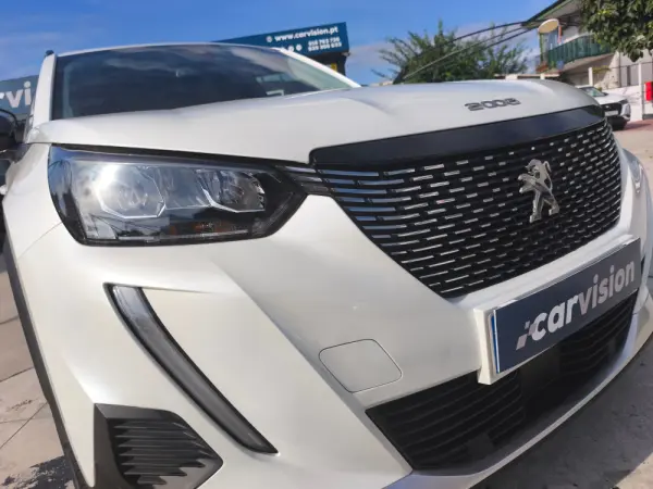 Peugeot 2008 1.5 BlueHDi Allure Pack EAT8 3
