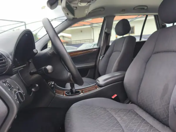 Mercedes-Benz C 270 ELEGANCE 7