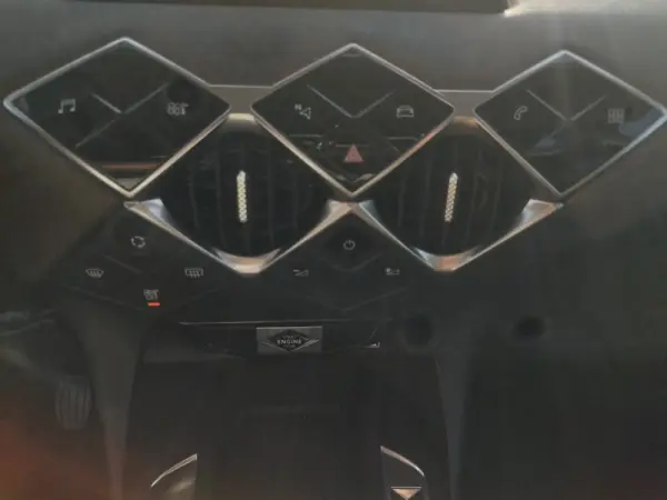 DS DS3 Crossback 1.5 BlueHDi Be Chic 12