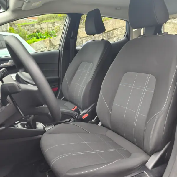 Ford Fiesta 1.1 Ti-VCT Business 8