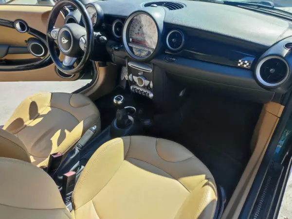 MINI 5 Portas John Cooper Works Jon Cooper Works 32