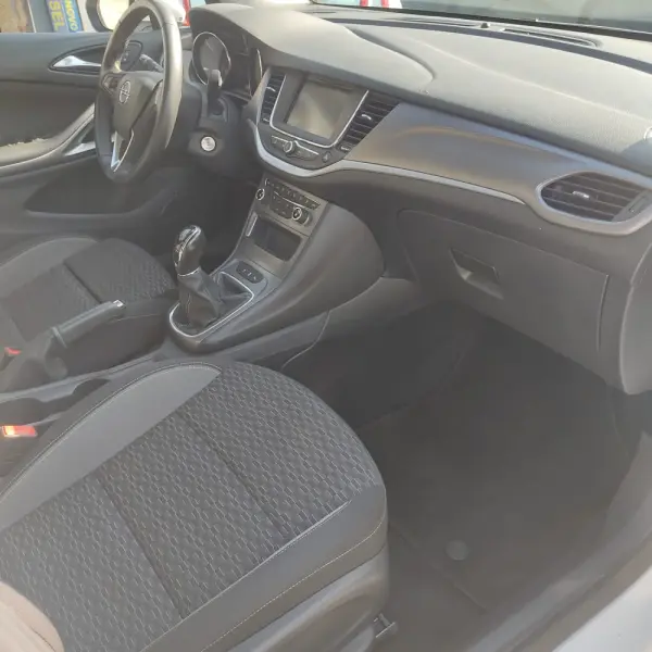 Opel Astra Sports Tourer 1.5 D Business 10