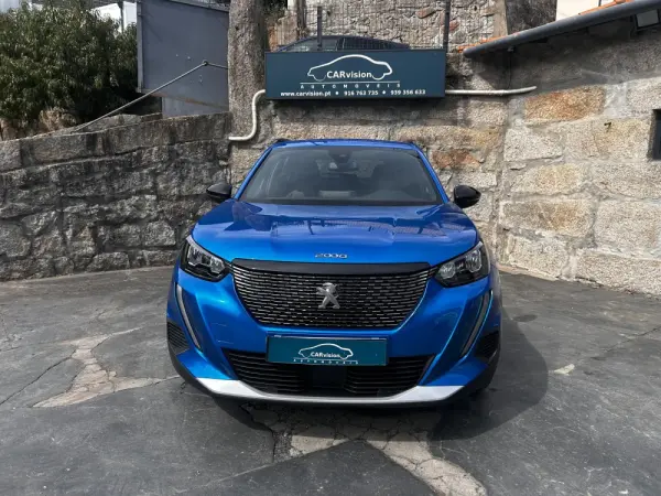 Peugeot 2008 1.2 PureTech Allure Pack 3