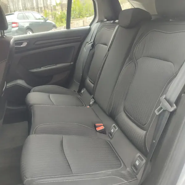 Renault Mégane Sport Tourer 1.5 Blue dCi Limited EDC 11