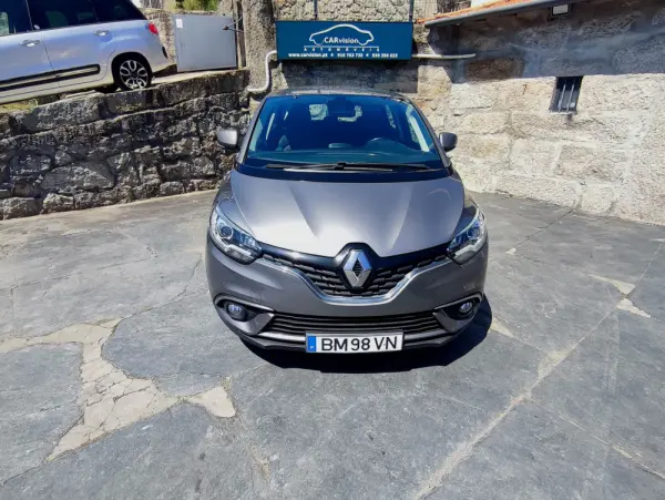 Renault Scénic Hybrid intense 3