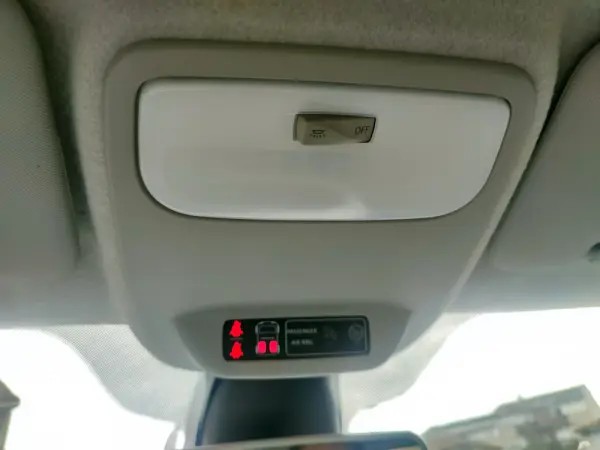 Renault Twingo SCe 75 LIMITED 28