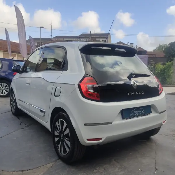 Renault Twingo ENERGY TCe 90 Intens 4