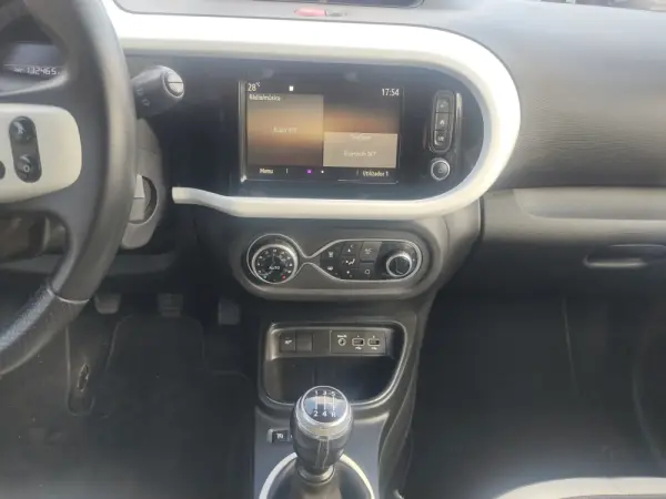 Renault Twingo ENERGY TCe 90 Intens 8