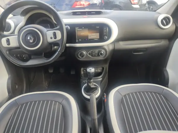 Renault Twingo ENERGY TCe 90 Intens 9