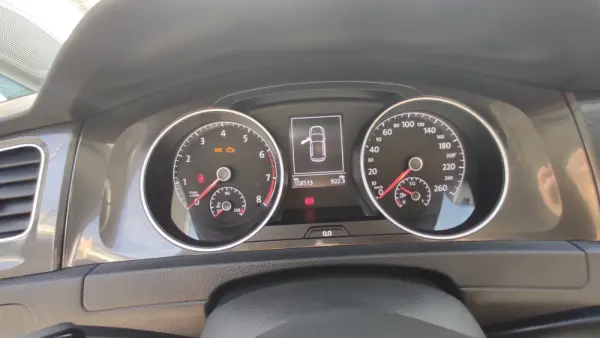 Volkswagen Golf 1.0 TSI Stream 25