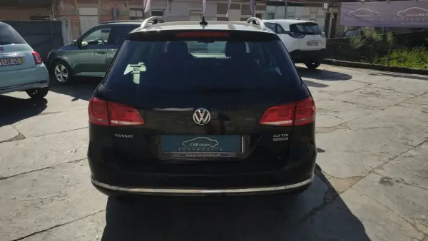 Volkswagen Passat Variant 2.0 TDi Highine DSG 22