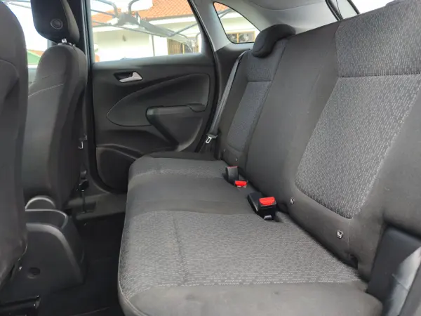 Opel Crossland 1.5 D Edition 11